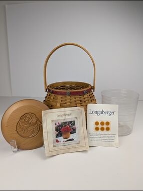 Longaberger 2004 Pasadena Tournament of Roses Sweetheart Basket, Protector & Lid